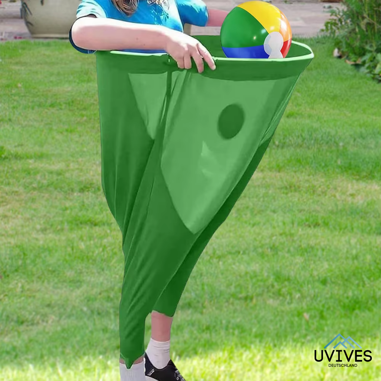 Outdoor Toss Game | 8 Inflatable Balls | Pump Included | Clover
